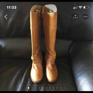 SPERRY Women’s top sided tan boots size 6.5